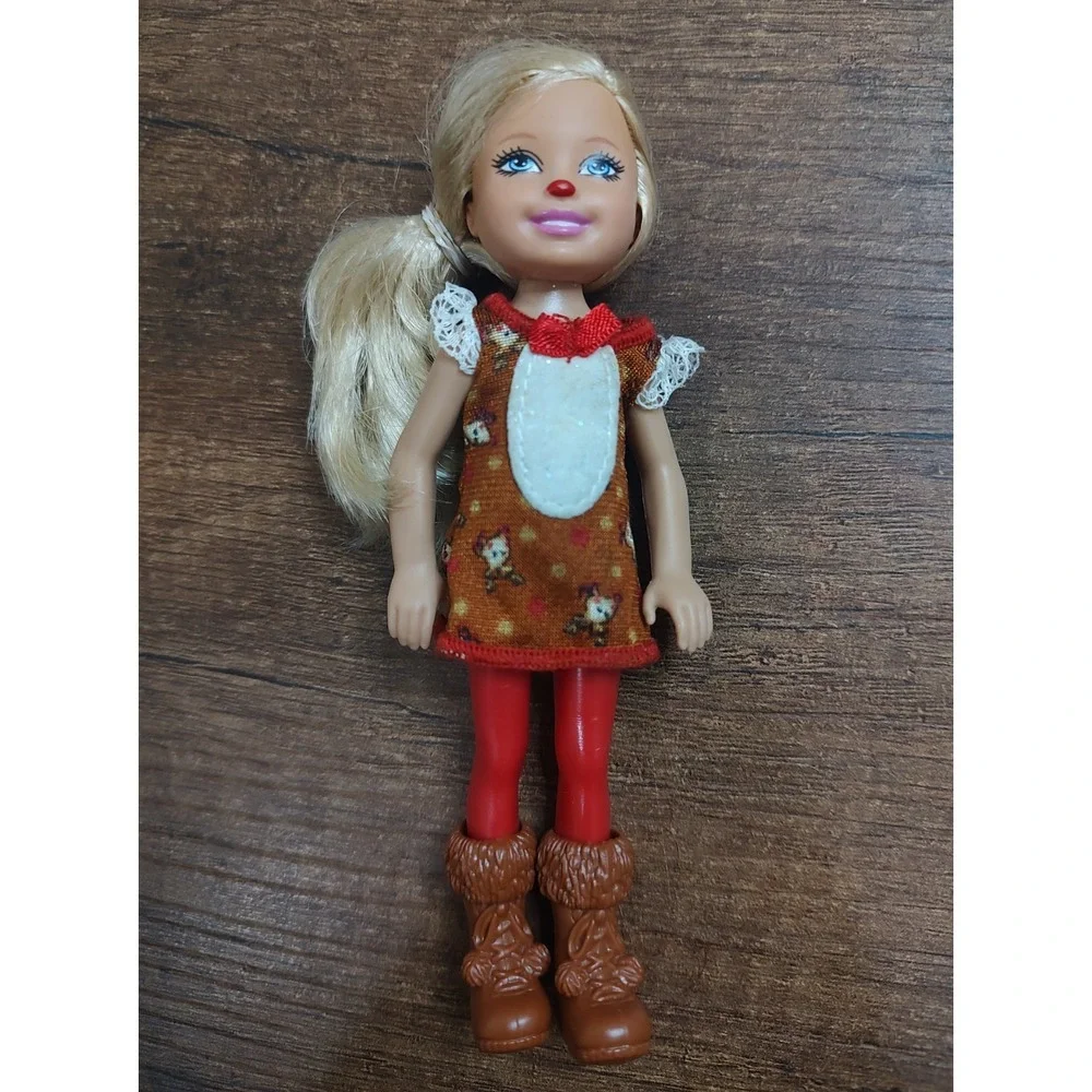 Barbie Sister Special Edition Chelsea Doll Rudolph Red Nose Reindeer Outfit